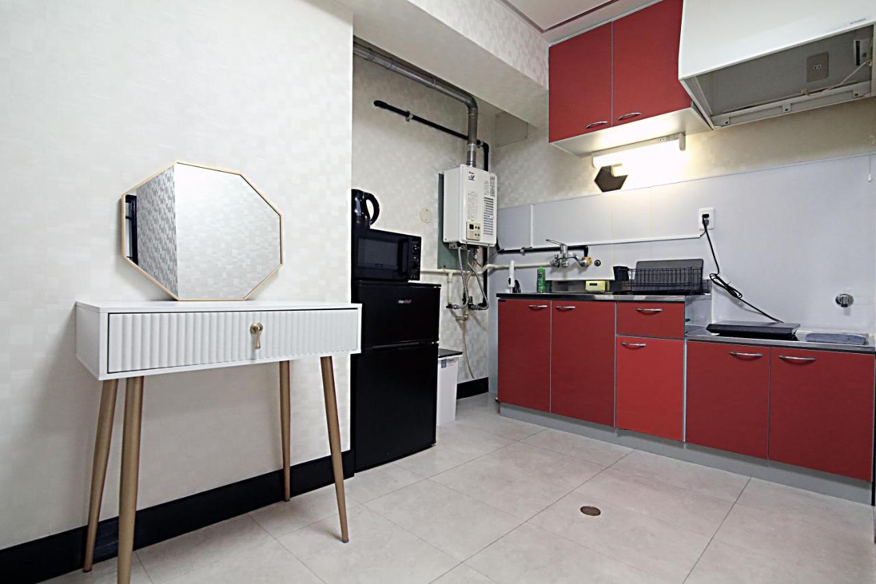 Apartment Shinjuku! Hayashi House 3p Free Wi-fi! *